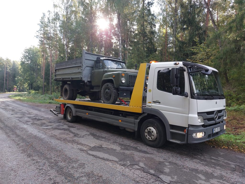Par Mums - Autoevakuators Rīgā un Latvijā 24/7