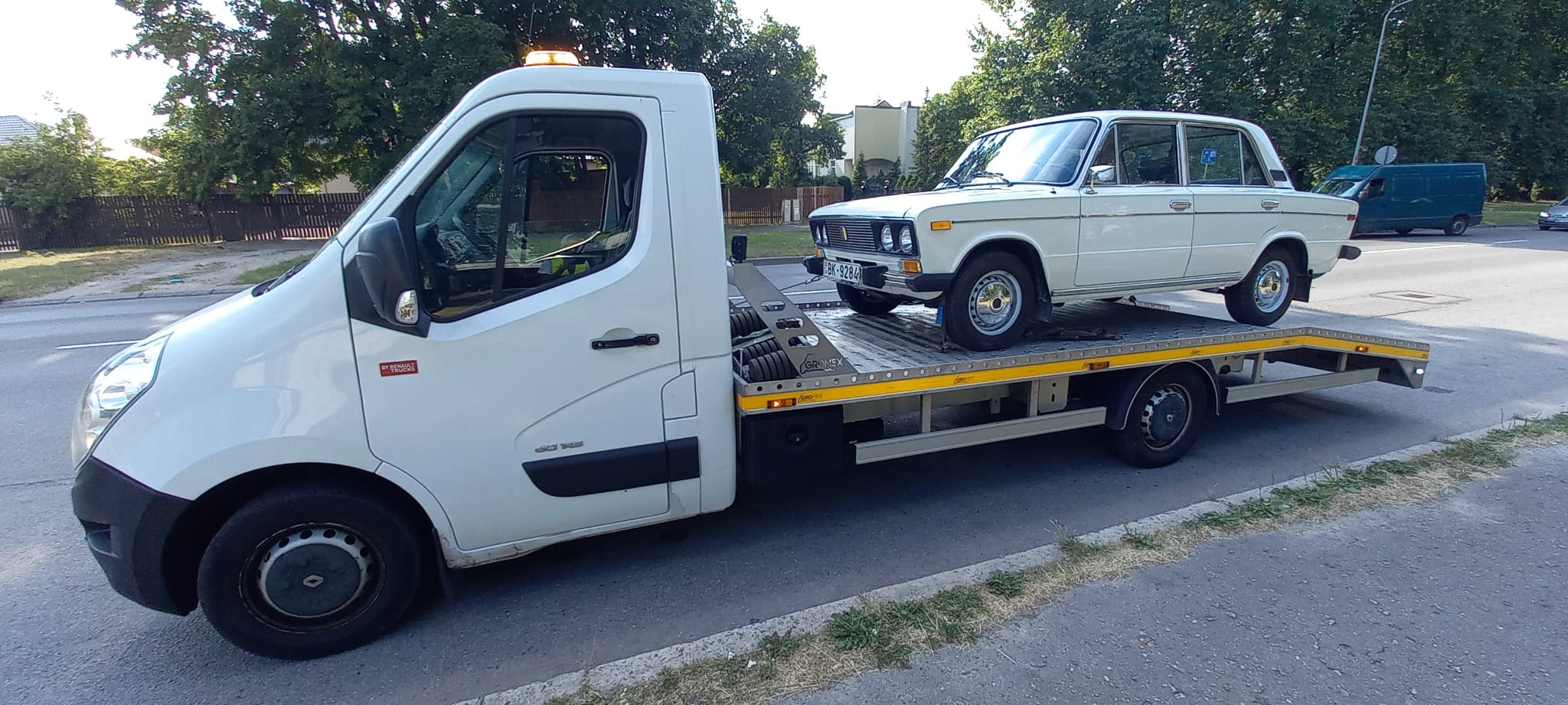 Par Mums - Autoevakuators Rīgā un Latvijā 24/7