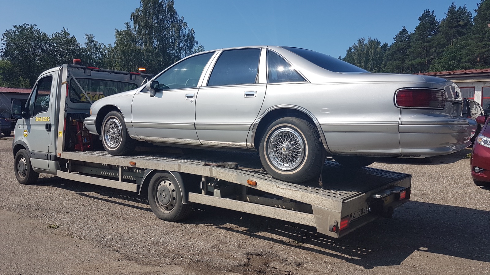 Bremžu disku pārbaude un auto evakuācija